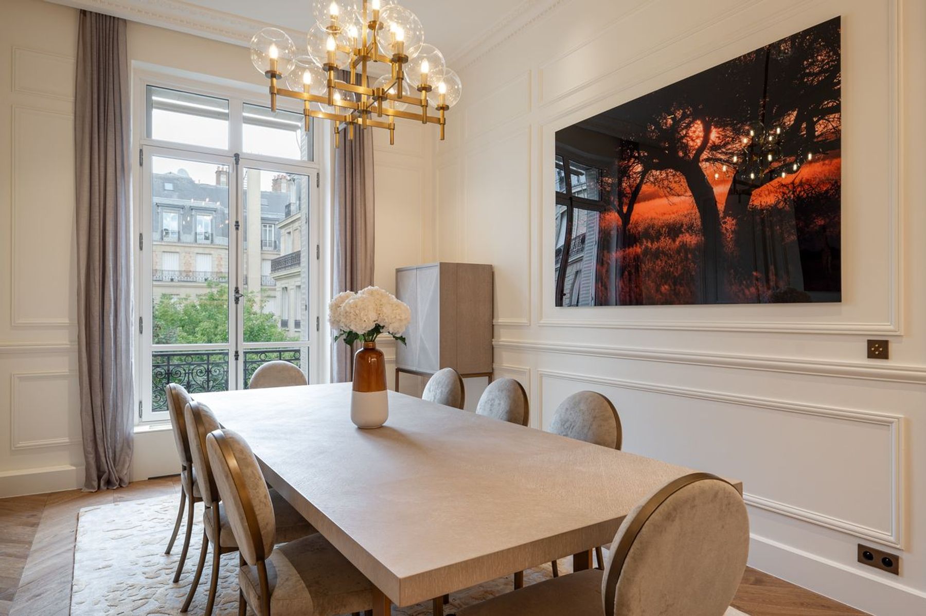 Apartment Montaigne villa photo.